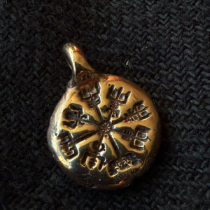 Vegvísir – bronze